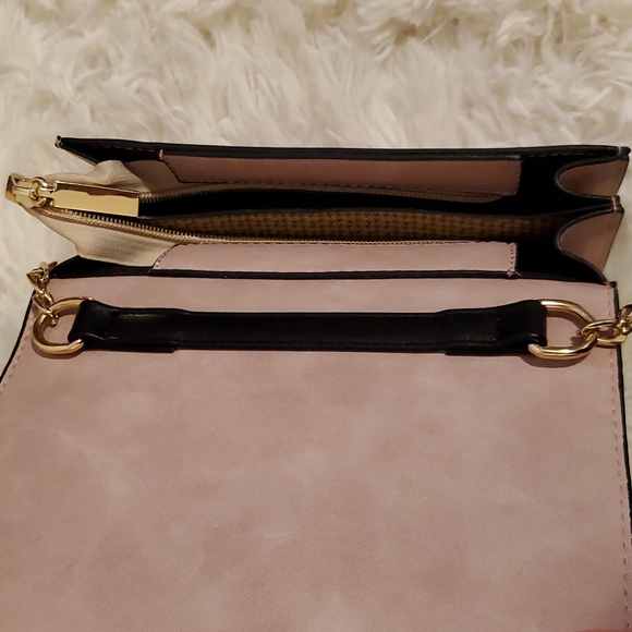 NWOT Small Bag blush / black / gold accents and chain - Picture 13 of 13